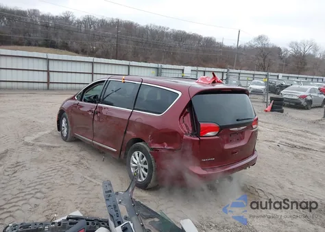 2018 Chrysler Pacifica Touring L Plus z USA, uszkodzony, nr VIN 2C4RC1EG6JR351593